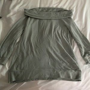 Off-Shoulder Long Sleeve Sweatshirt